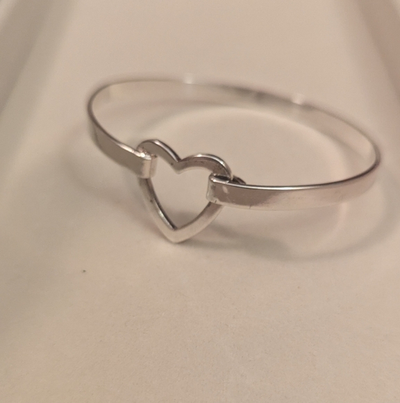 Silver heart Bracelet - Picture 8 of 9